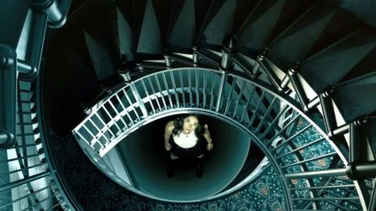 The Watchful Eye الموسم الاول الحلقة 8